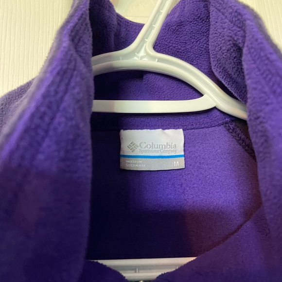 Fleece Fitted Columbia Sweatshirt - Picture 2 of 2